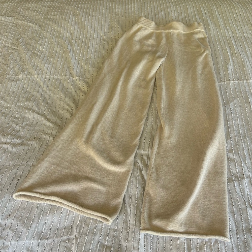 Ivory-Colored Knit Pant